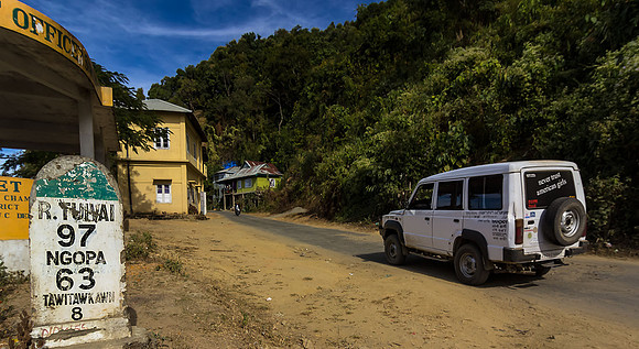 On the Kalwkuth-ngoparoad in Mizoram