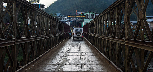 sumo-BUR-borderbridge-2 Kopie