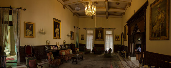 pal-GUJ-bhavnagar-nilambagh-lobby-1