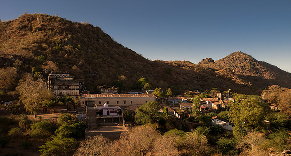 pal-GUJ-danta-oldpalace-1