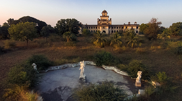 D-pal-GUJ-chotaudaipur-kusumvilas-1