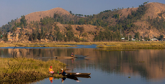 Sendra fishermen on Loktak Lake