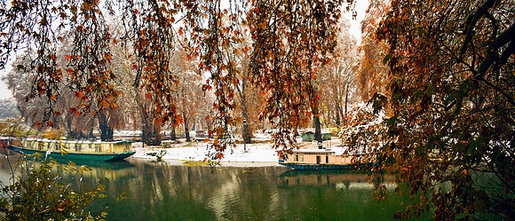 nat-J&K-srinagar-dalgate-autumn-snow-P1 Kopie