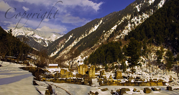 bud-J&K-naranag-temple-winter-1 Kopie