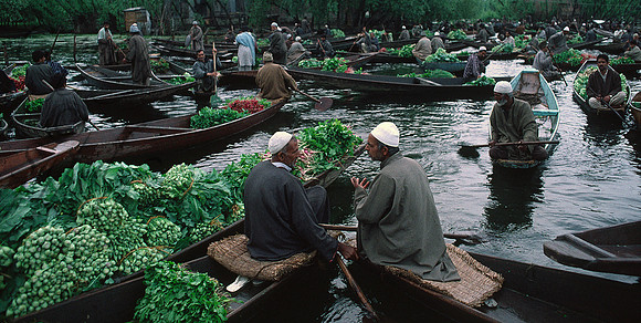 mar-J&K-sri-dal.lake-floating.market5 Kopie