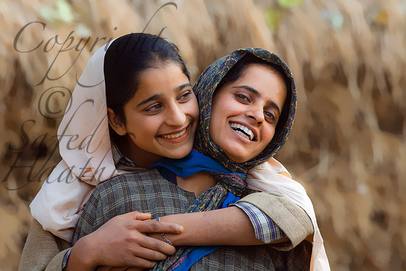 peo-J&K-pampore-girls-1 (1) Kopie